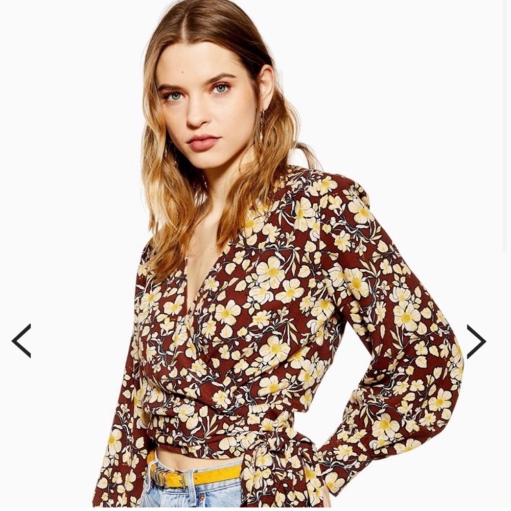 TOPSHOP Flower Blouse with Bow, worn once!